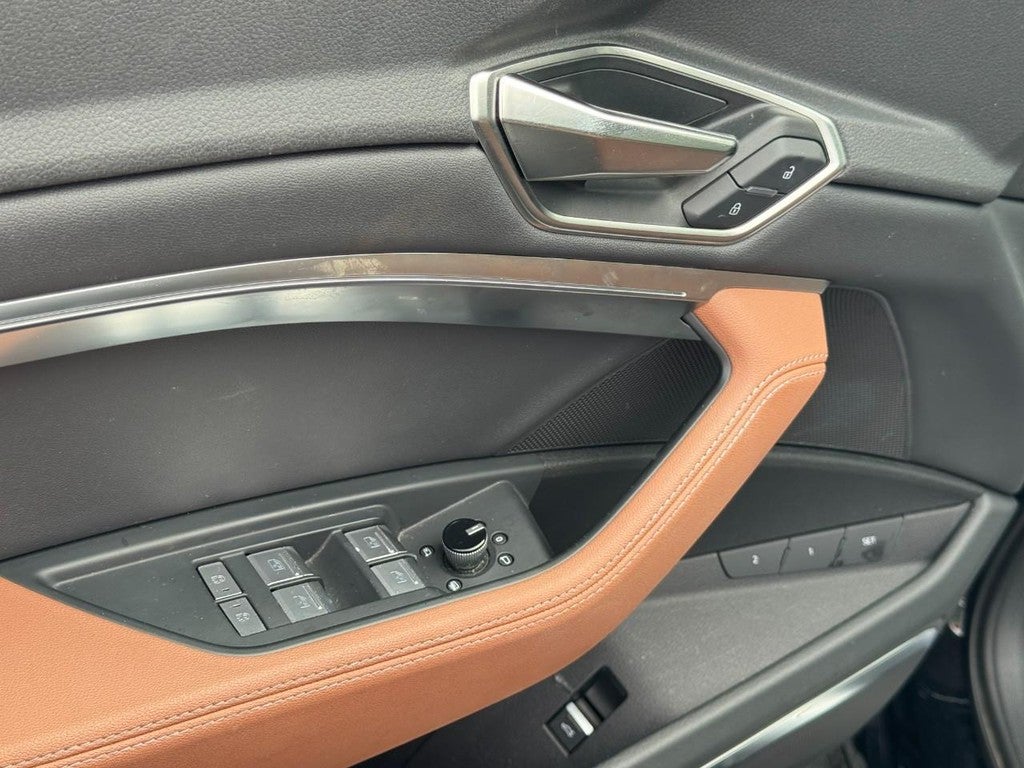 2024 Audi Q8 e-tron Sportback S line Premium Plus quattro