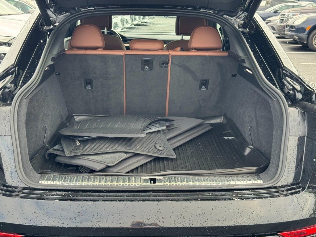 2024 Audi Q8 e-tron Sportback S line Premium Plus quattro