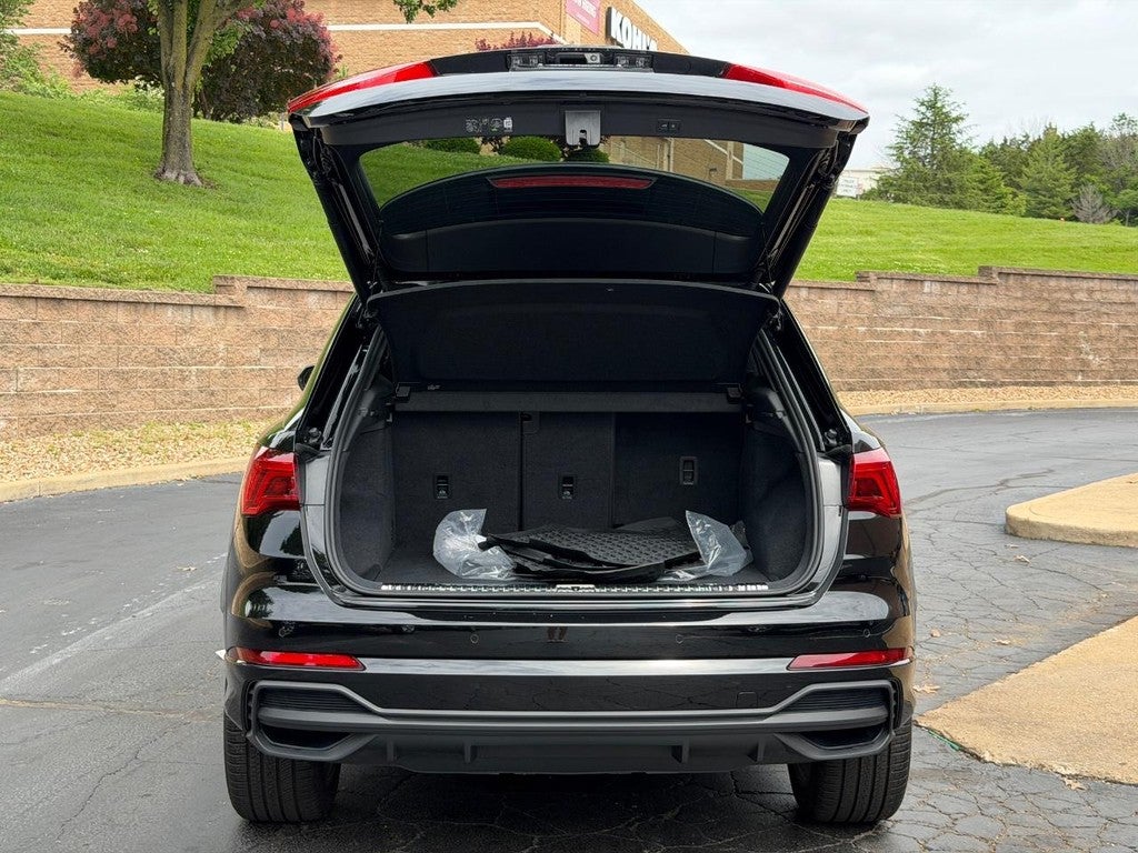 2025 Audi Q3 S line Premium 45 TFSI quattro