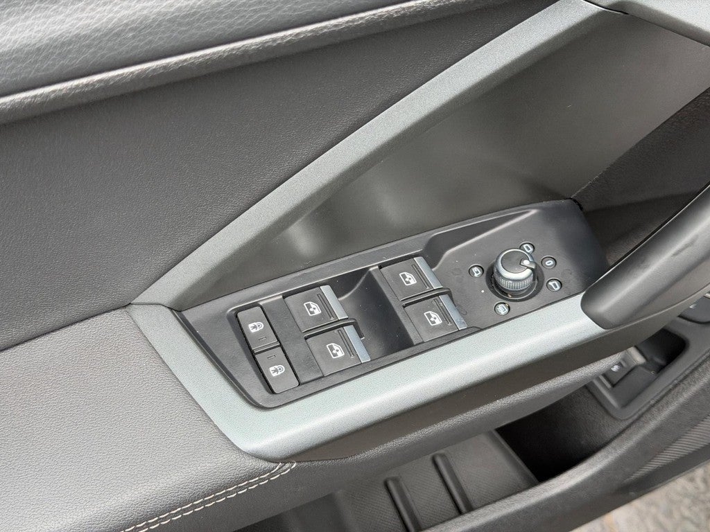 2025 Audi Q3 S line Premium 45 TFSI quattro
