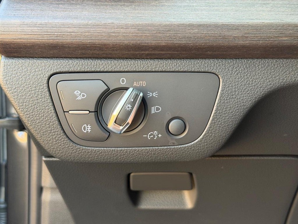 2024 Audi Q5 S line Premium Plus 45 TFSI quattro