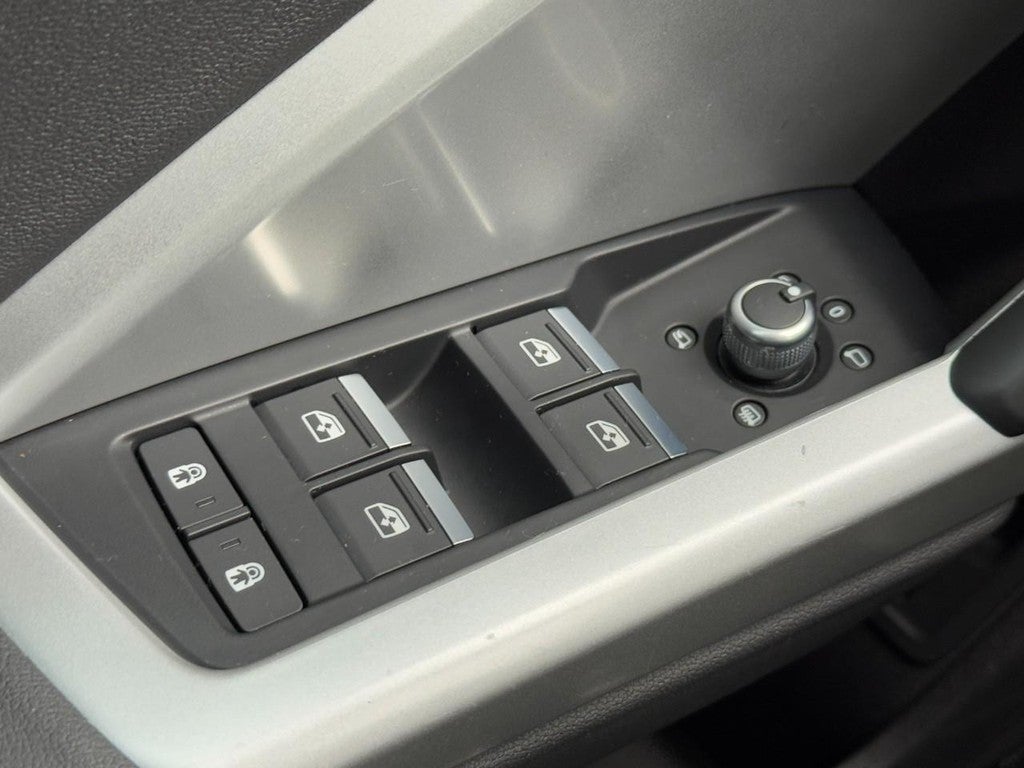 2022 Audi Q3 S line Premium Plus 45 TFSI quattro