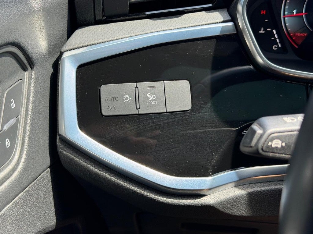 2023 Audi Q3 S line Premium Plus 45 TFSI quattro