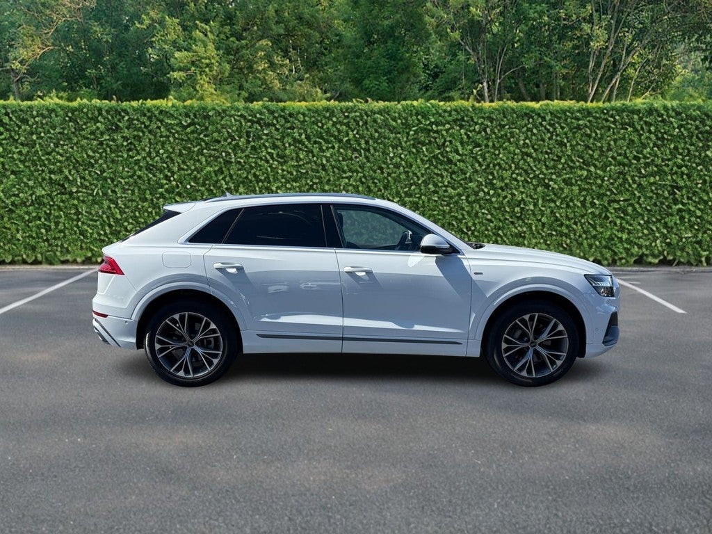 2023 Audi Q8 Premium Plus 55 TFSI quattro