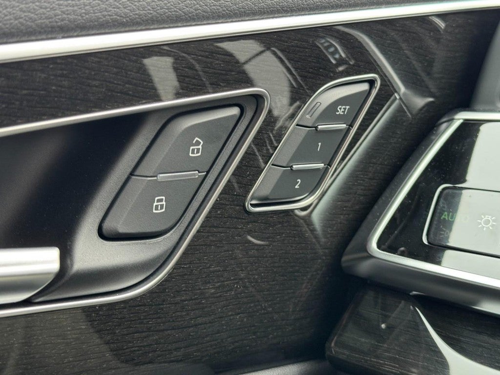 2026 Audi Q8 Premium Plus quattro