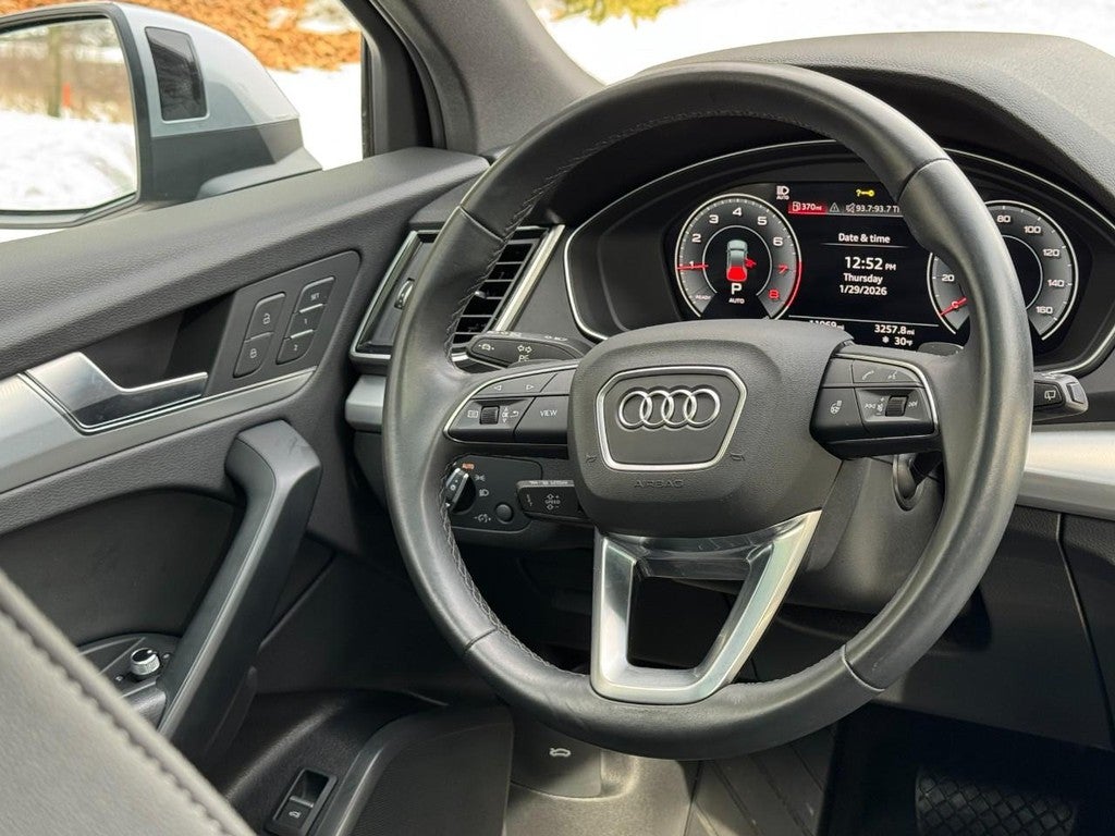 2025 Audi Q5 S line Premium 45 TFSI quattro