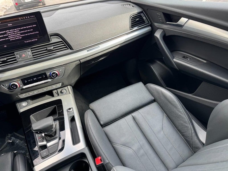2025 Audi Q5 S line Premium 45 TFSI quattro