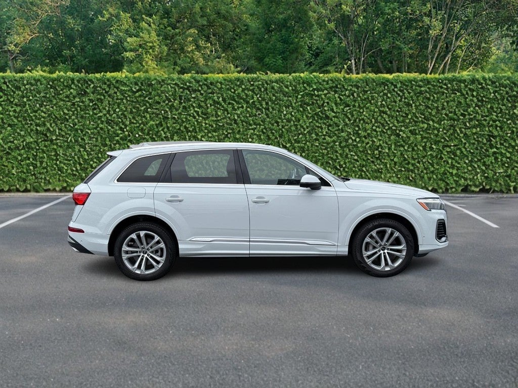 2025 Audi Q7 Premium Plus 55 TFSI quattro