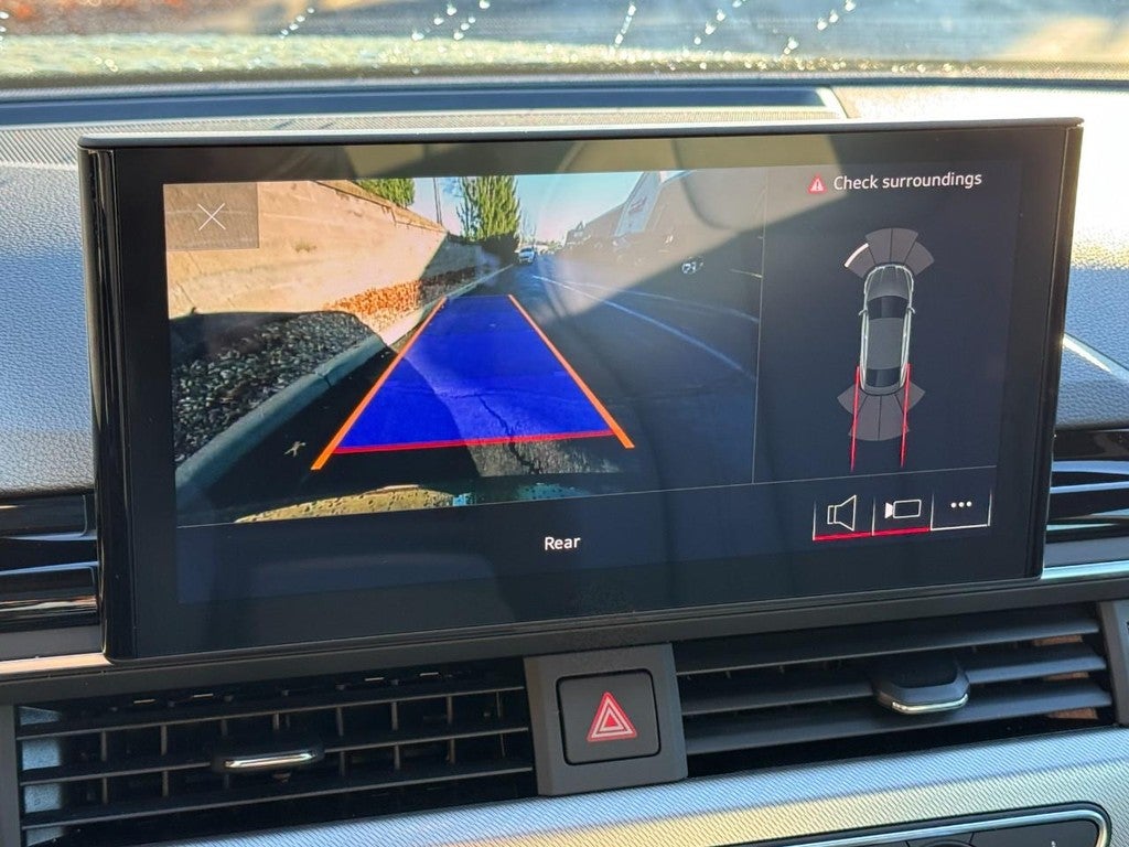 2025 Audi A5 Sportback S line Premium 45 TFSI quattro