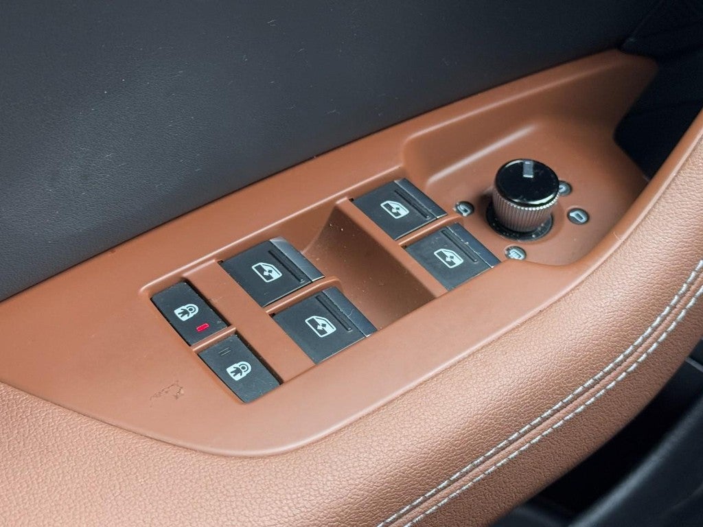 2023 Audi A6 Sedan Premium Plus 45 TFSI quattro