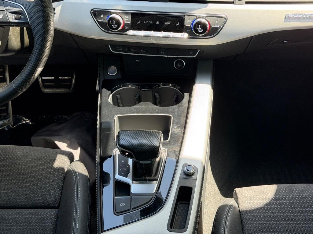 2023 Audi A4 Sedan S line Premium Plus 45 TFSI quattro
