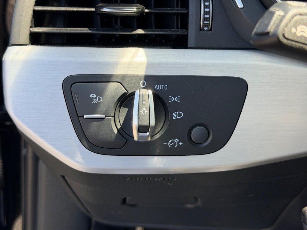 2023 Audi A4 Sedan S line Premium Plus 45 TFSI quattro