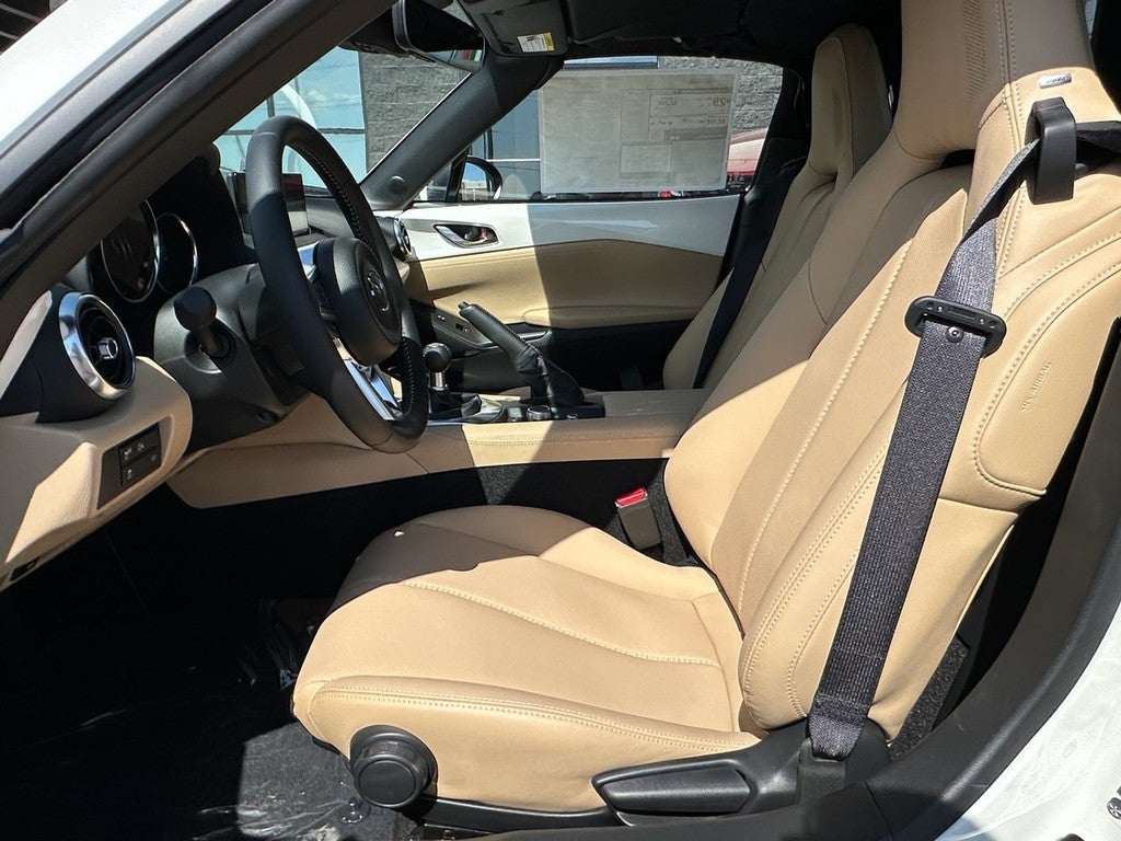 2026 Mazda Mazda MX-5 Miata RF Grand Touring