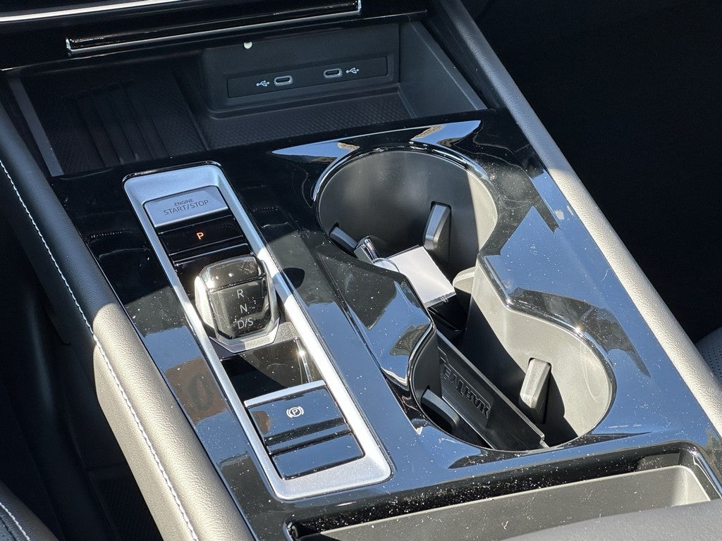 2026 Volkswagen Atlas Cross Sport 2.0T SEL R-Line Black 4MOTION