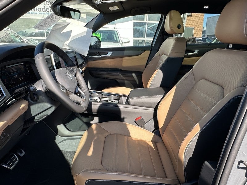 2026 Volkswagen Atlas Cross Sport 2.0T SEL R-Line Black 4MOTION