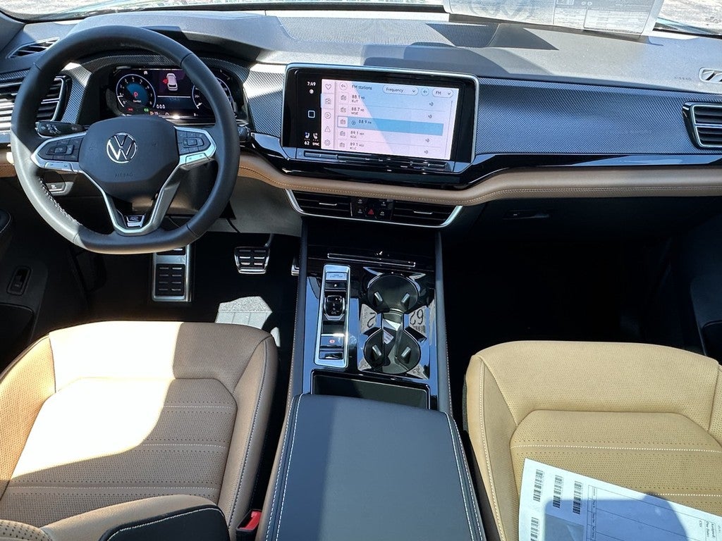 2026 Volkswagen Atlas Cross Sport 2.0T SEL R-Line Black 4MOTION