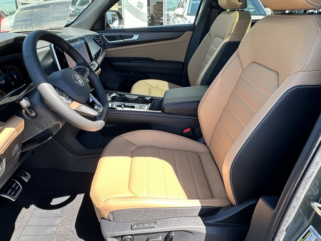 2026 Volkswagen Atlas Cross Sport 2.0T SEL R-Line Black 4MOTION