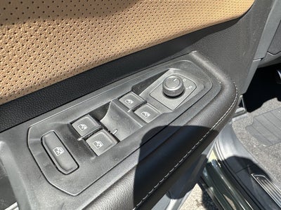 2026 Volkswagen Atlas Cross Sport 2.0T SEL R-Line Black 4MOTION