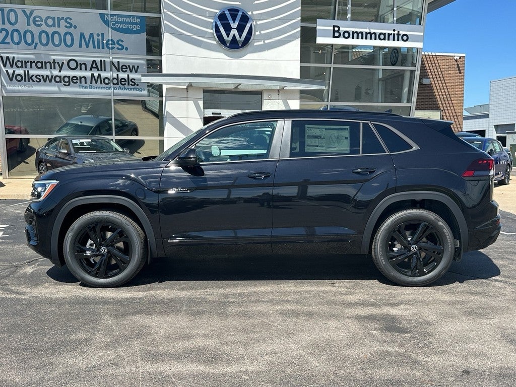 2026 Volkswagen Atlas Cross Sport 2.0T SEL R-Line Black 4MOTION