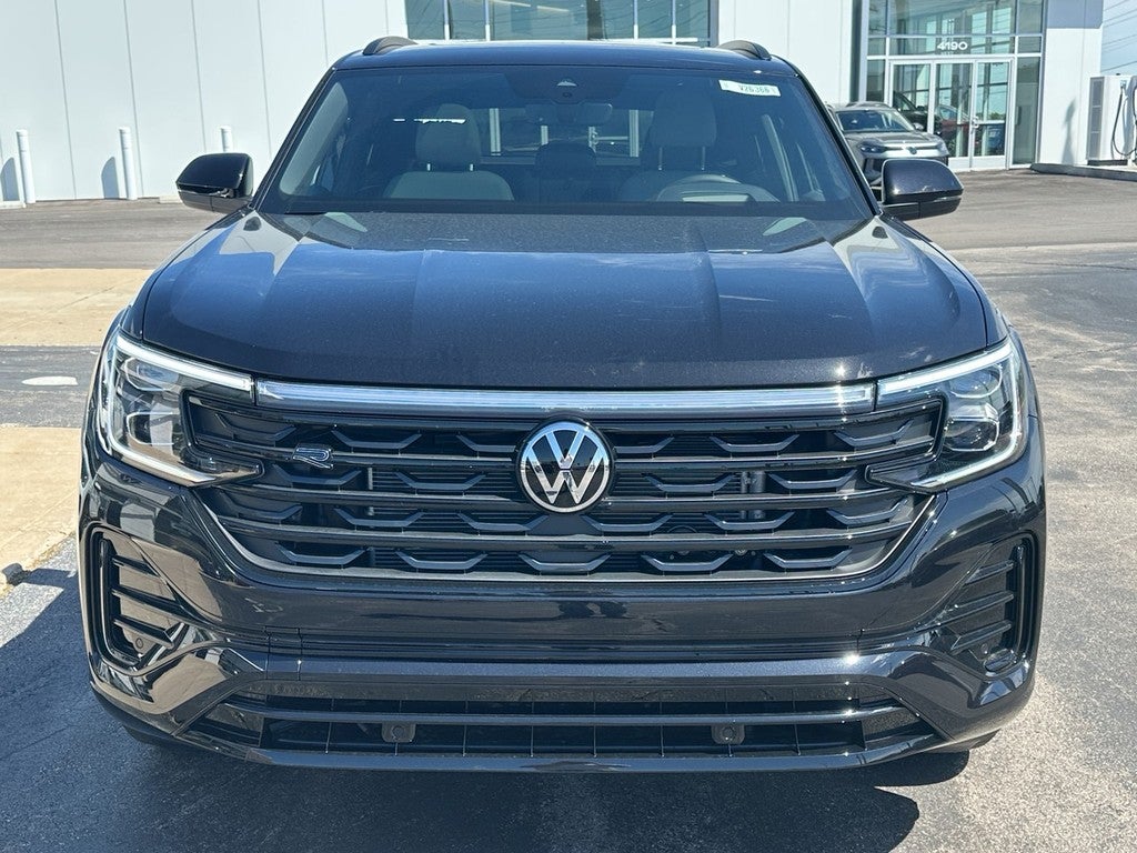 2026 Volkswagen Atlas Cross Sport 2.0T SEL R-Line Black 4MOTION