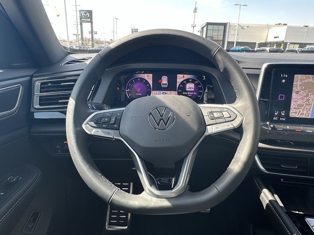 2025 Volkswagen Atlas Cross Sport 2.0T SEL R-Line Black 4MOTION