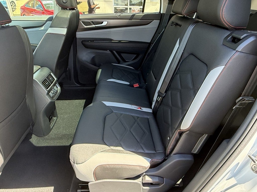 2026 Volkswagen Atlas 2.0T Peak Edition 4MOTION