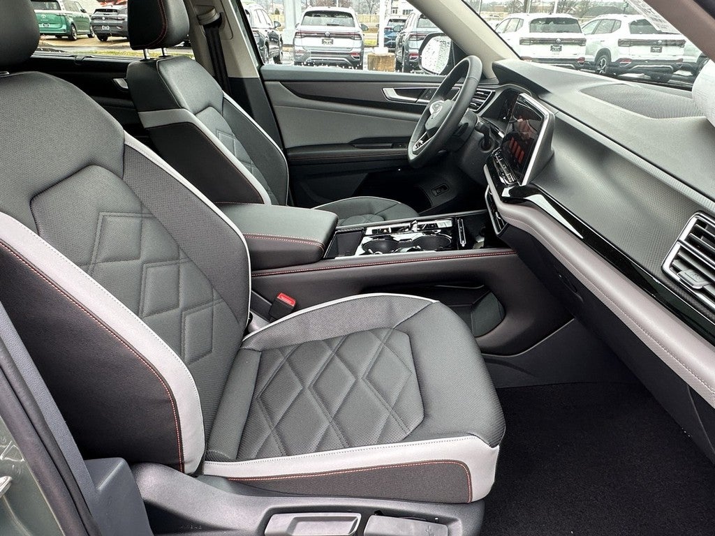 2026 Volkswagen Atlas 2.0T Peak Edition 4MOTION