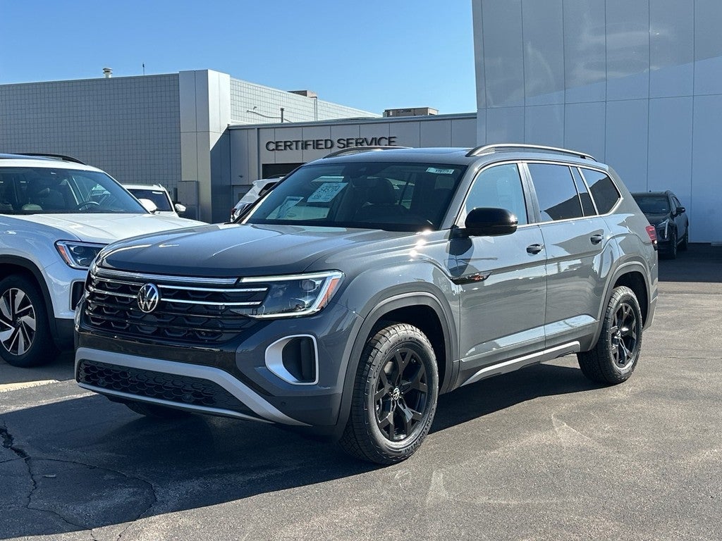 2026 Volkswagen Atlas 2.0T Peak Edition 4MOTION