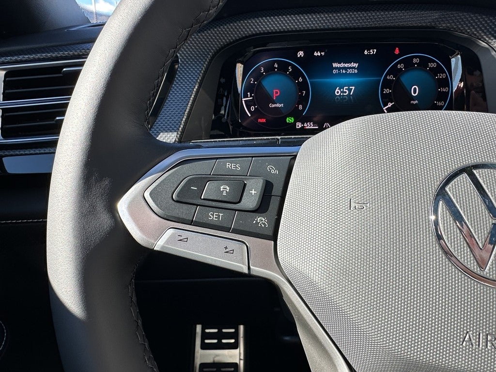 2026 Volkswagen Atlas Cross Sport 2.0T SEL Premium R-Line 4MOTION