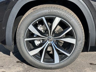 2026 Volkswagen Atlas Cross Sport 2.0T SEL Premium R-Line 4MOTION