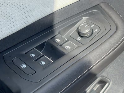 2026 Volkswagen Atlas Cross Sport 2.0T SEL Premium R-Line 4MOTION