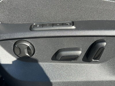 2026 Volkswagen Atlas Cross Sport 2.0T SEL Premium R-Line 4MOTION