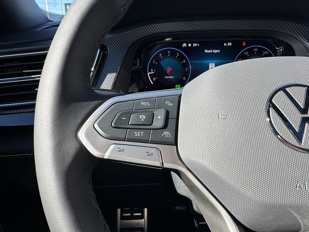 2026 Volkswagen Atlas Cross Sport 2.0T SEL Premium R-Line 4MOTION