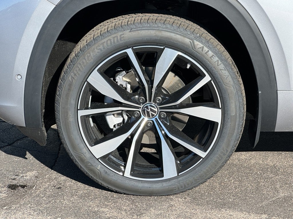 2026 Volkswagen Atlas Cross Sport 2.0T SEL Premium R-Line 4MOTION