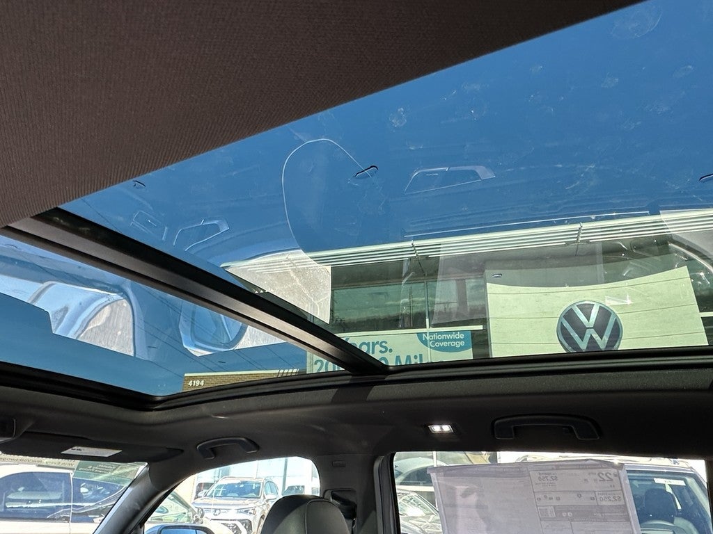 2026 Volkswagen Atlas Cross Sport 2.0T SEL Premium R-Line 4MOTION