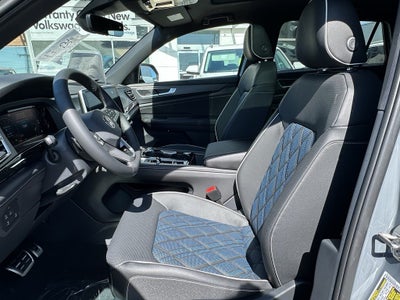 2026 Volkswagen Atlas Cross Sport 2.0T SEL Premium R-Line 4MOTION