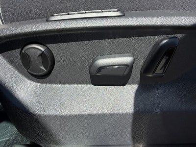 2026 Volkswagen Atlas Cross Sport 2.0T SEL Premium R-Line 4MOTION