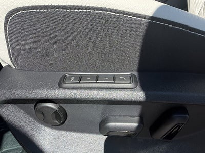 2026 Volkswagen Atlas Cross Sport 2.0T SEL Premium R-Line 4MOTION