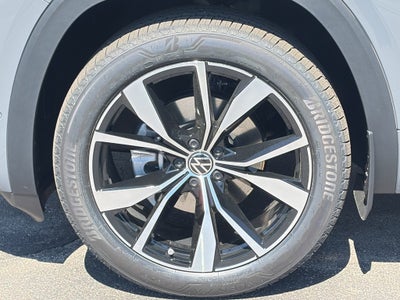 2026 Volkswagen Atlas Cross Sport 2.0T SEL Premium R-Line 4MOTION