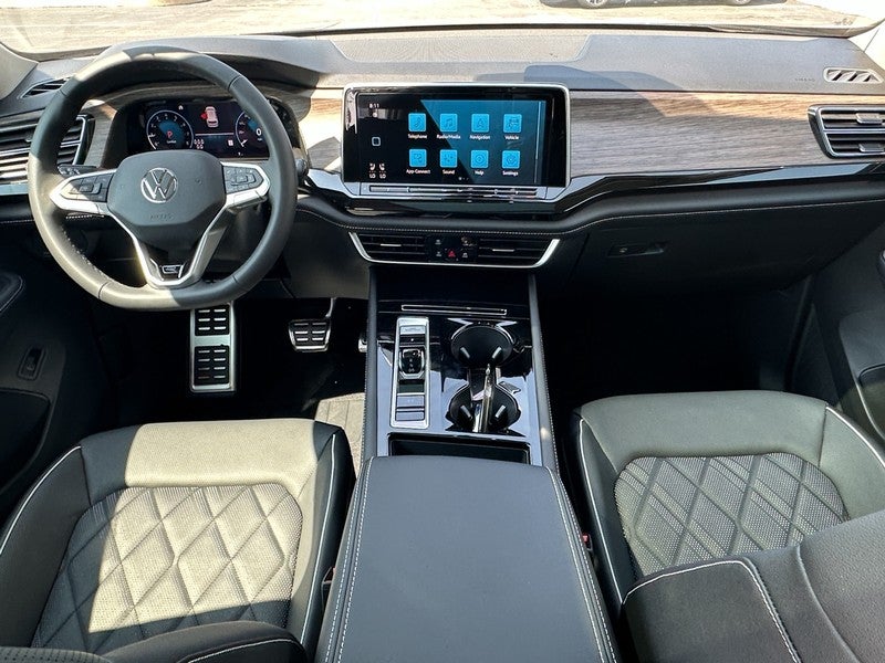 2026 Volkswagen Atlas 2.0T SEL Premium R-Line 4MOTION