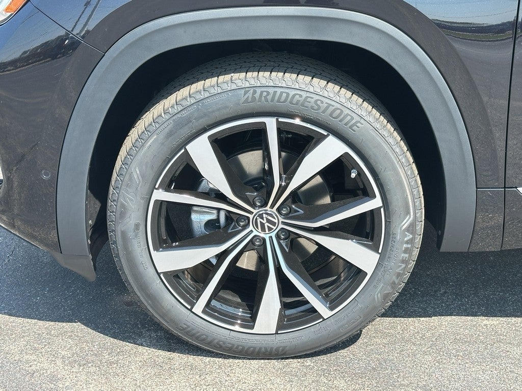 2026 Volkswagen Atlas 2.0T SEL Premium R-Line 4MOTION