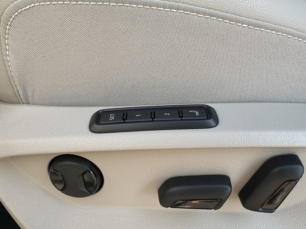 2026 Volkswagen Atlas 2.0T SEL Premium R-Line 4MOTION