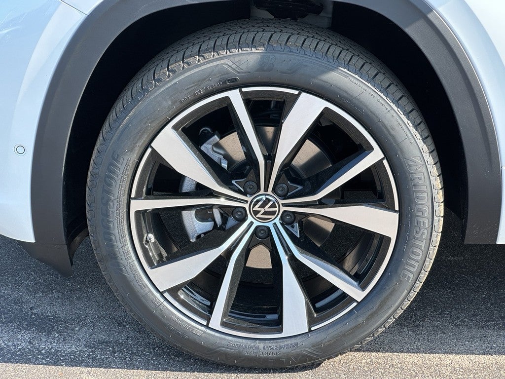 2026 Volkswagen Atlas 2.0T SEL Premium R-Line 4MOTION