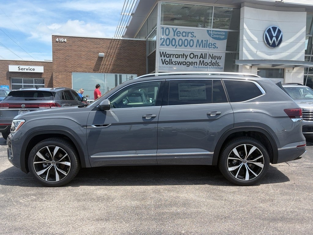 2026 Volkswagen Atlas 2.0T SEL Premium R-Line 4MOTION