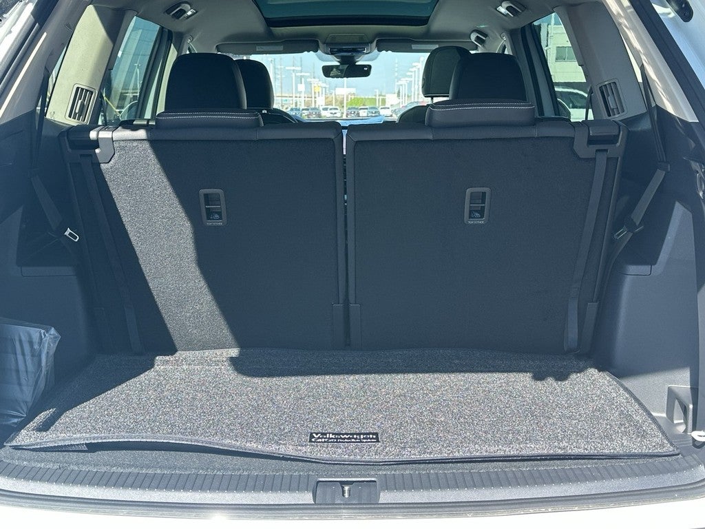 2026 Volkswagen Atlas 2.0T SEL Premium R-Line 4MOTION