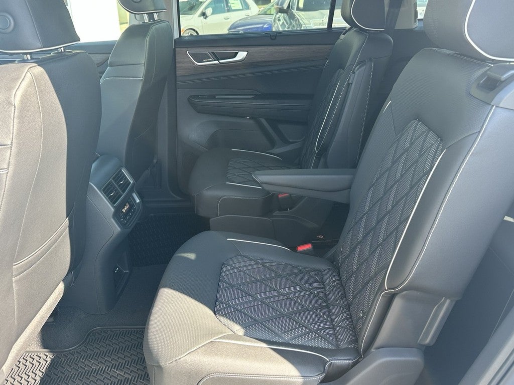 2026 Volkswagen Atlas 2.0T SEL Premium R-Line 4MOTION