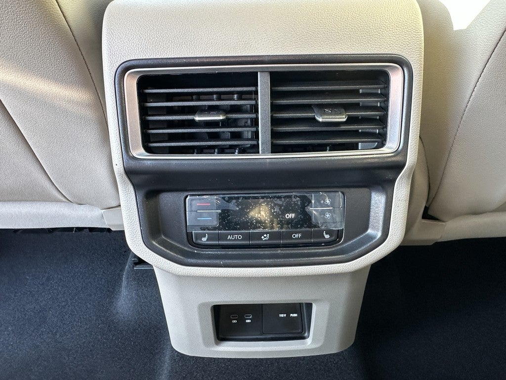 2026 Volkswagen Atlas 2.0T SEL Premium R-Line 4MOTION