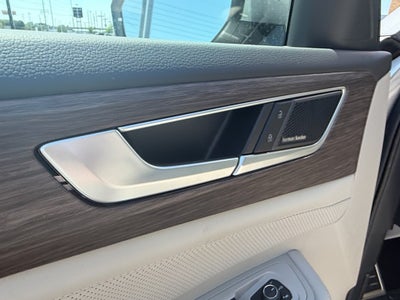 2026 Volkswagen Atlas 2.0T SEL Premium R-Line 4MOTION