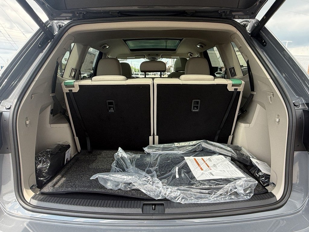 2026 Volkswagen Atlas 2.0T SEL Premium R-Line 4MOTION
