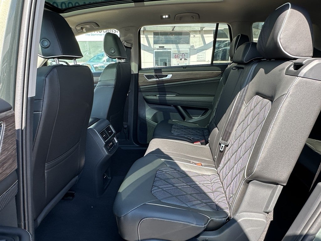 2026 Volkswagen Atlas 2.0T SEL Premium R-Line 4MOTION